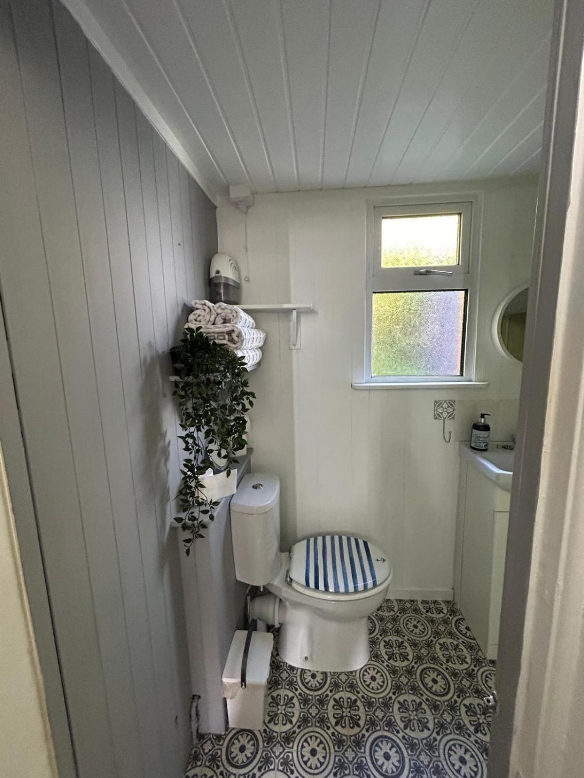 The Chalet By Hip Haus Humberston Εξωτερικό φωτογραφία