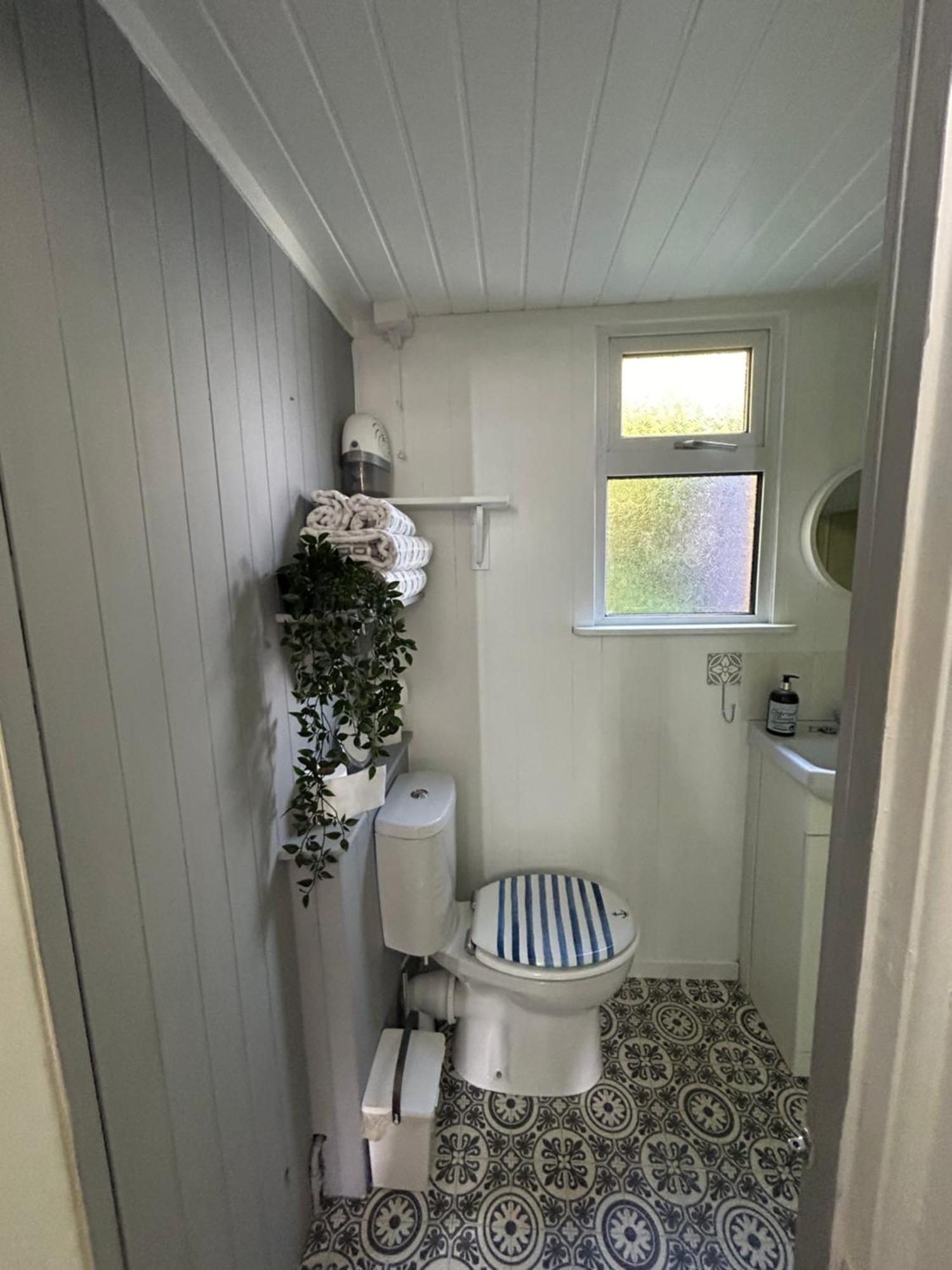 The Chalet By Hip Haus Humberston Εξωτερικό φωτογραφία