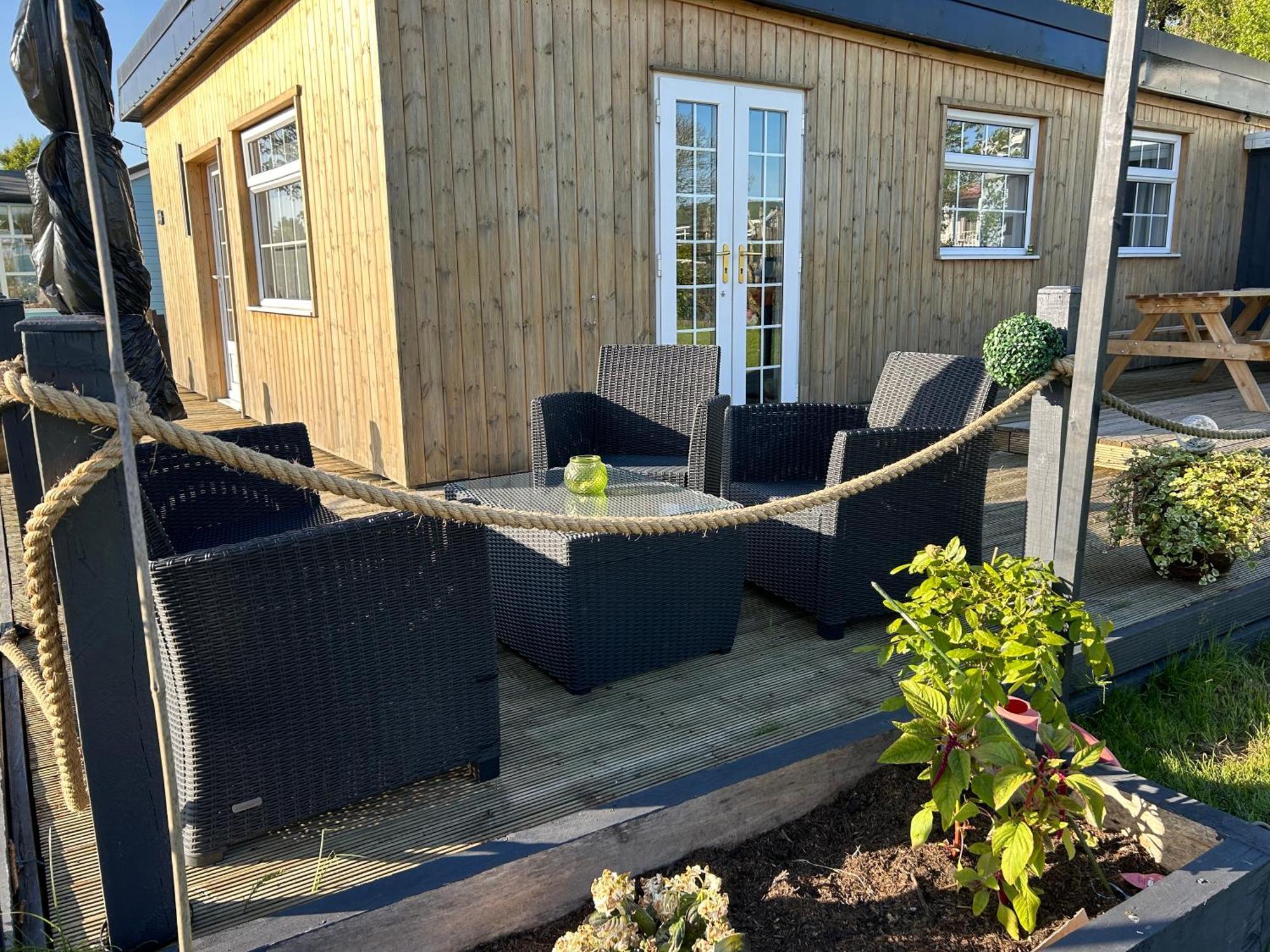 The Chalet By Hip Haus Humberston Εξωτερικό φωτογραφία