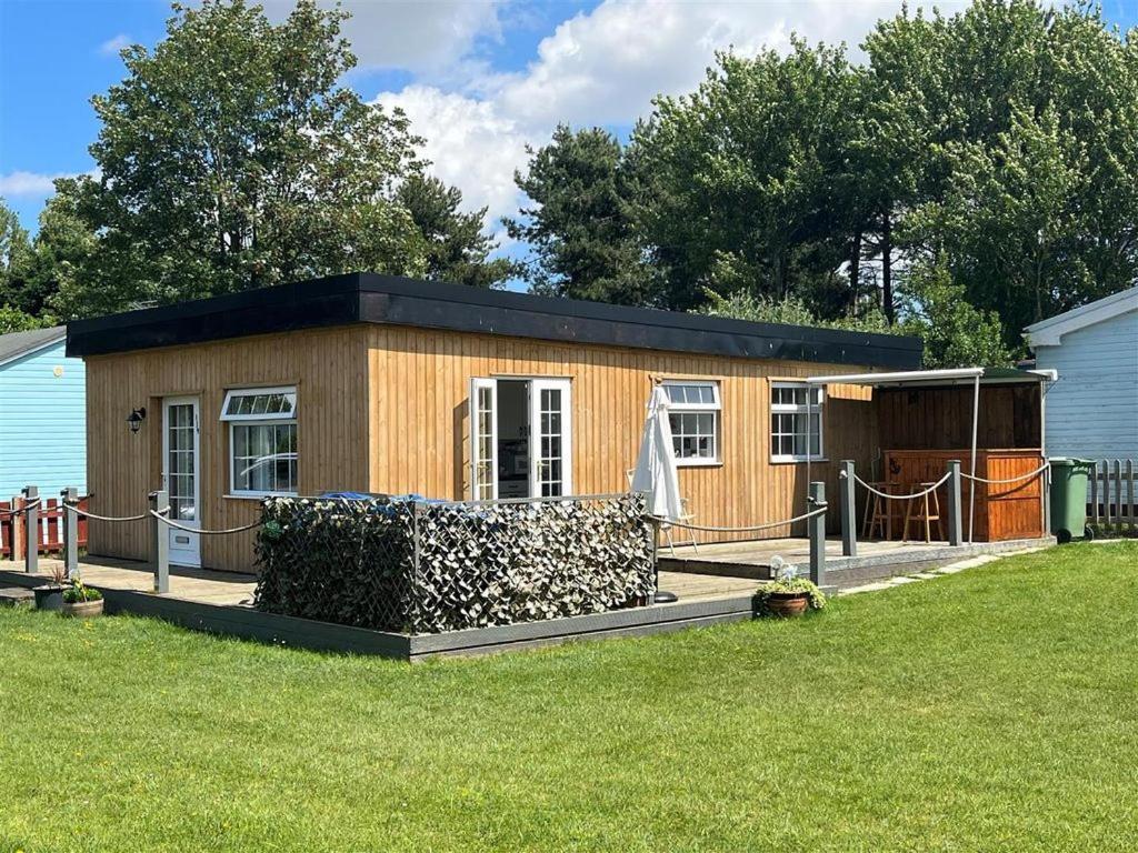 The Chalet By Hip Haus Humberston Εξωτερικό φωτογραφία
